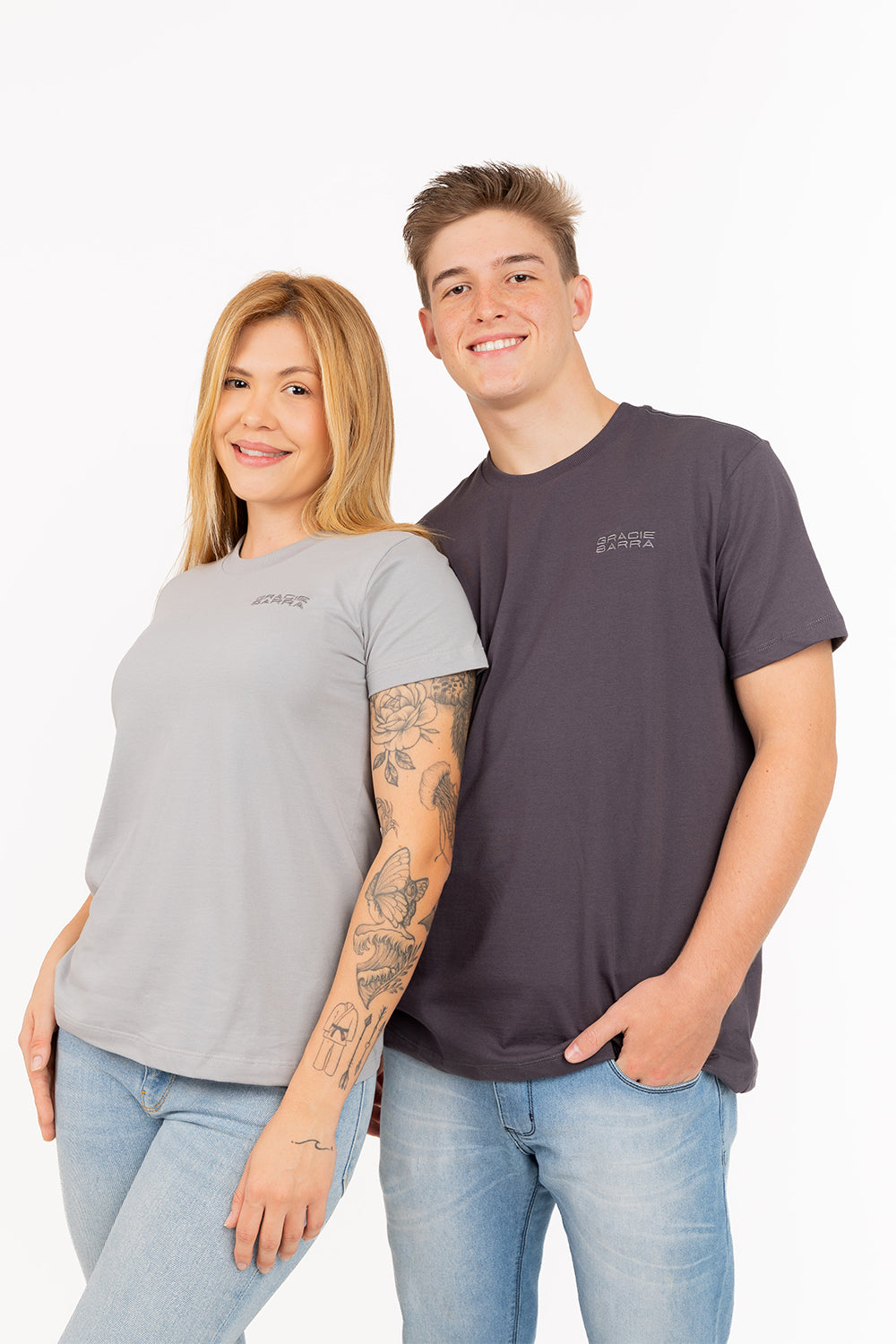 Camiseta Feminina Emblem - Cinza Claro